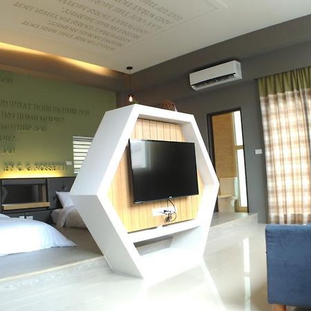 Honey B Trip B&B Hualien Buitenkant foto