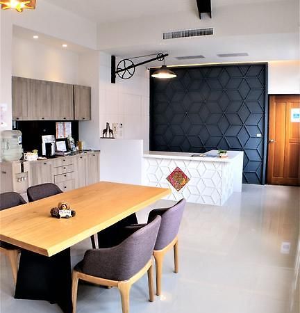 Honey B Trip B&B Hualien Buitenkant foto